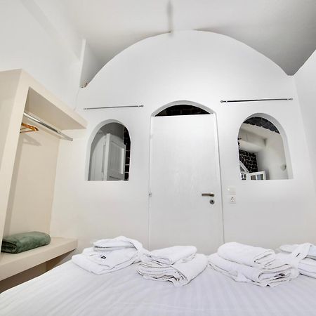Dawn Suites Santorini Βούρβουλος Δωμάτιο φωτογραφία